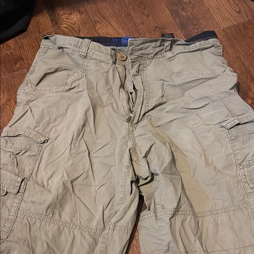 Men's Tan Cargo Shorts